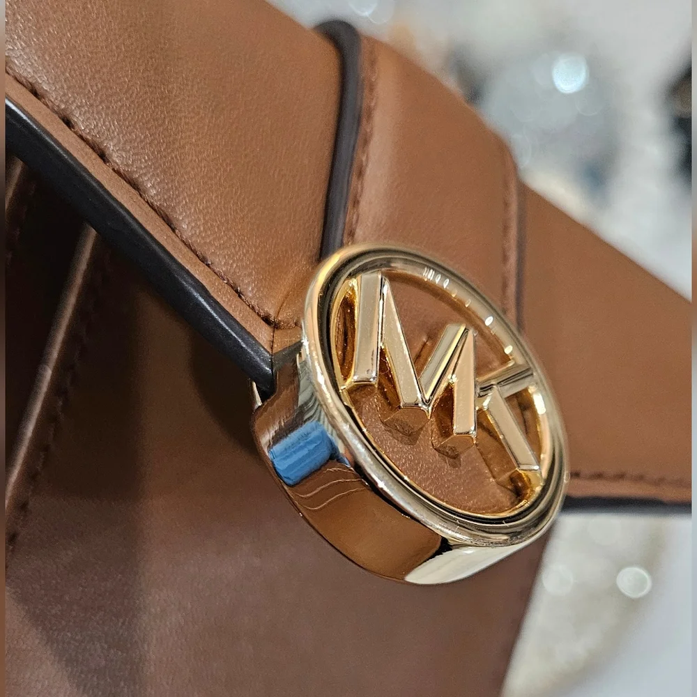 Michael Kors Brown and Black Wallet NWOT
